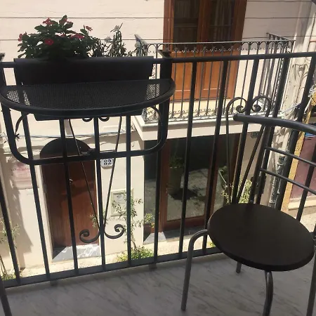 House Maranto Apartman Cefalù